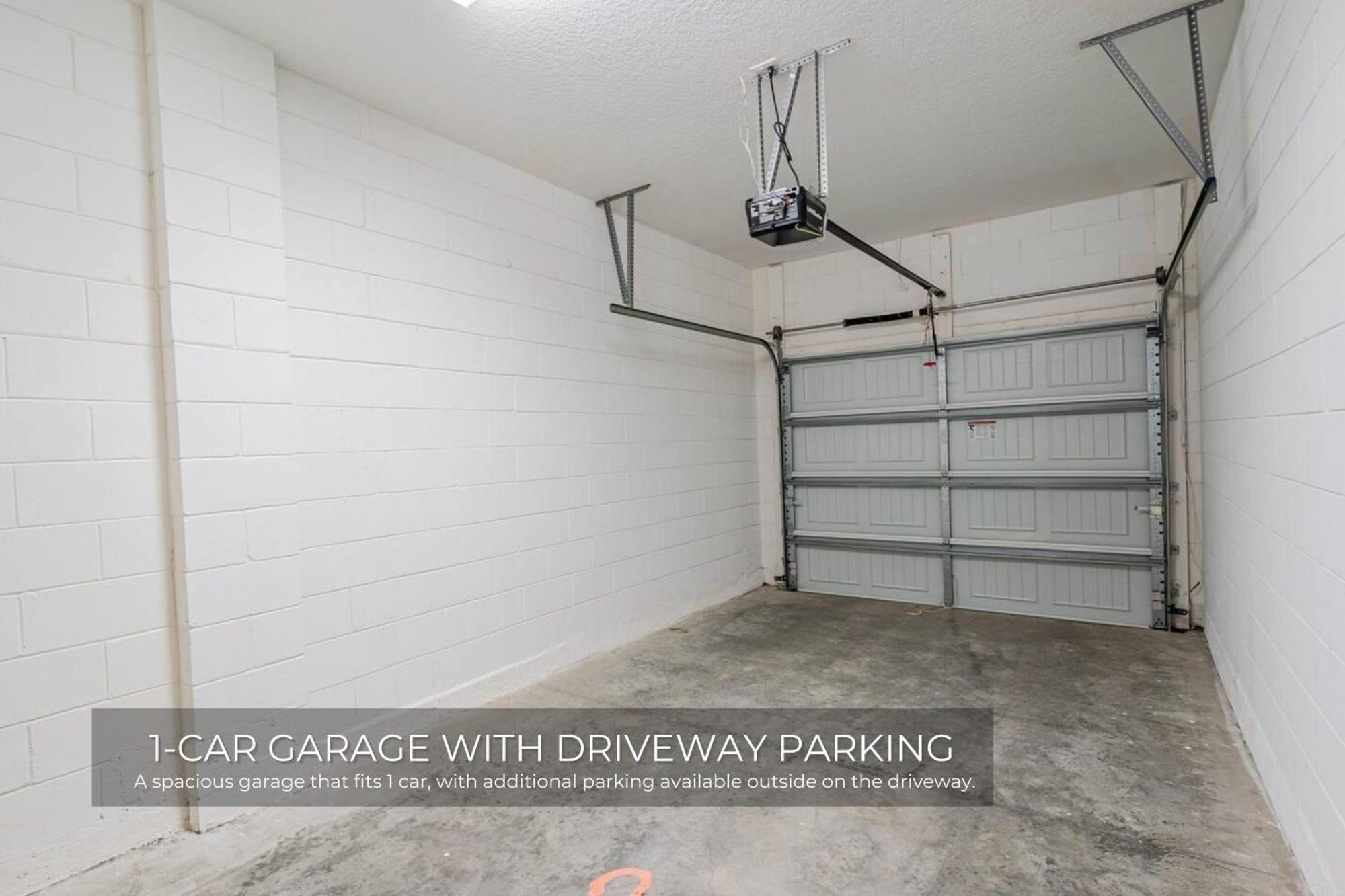 3bd Townhouse , Themed , 10 Min To , Gated
