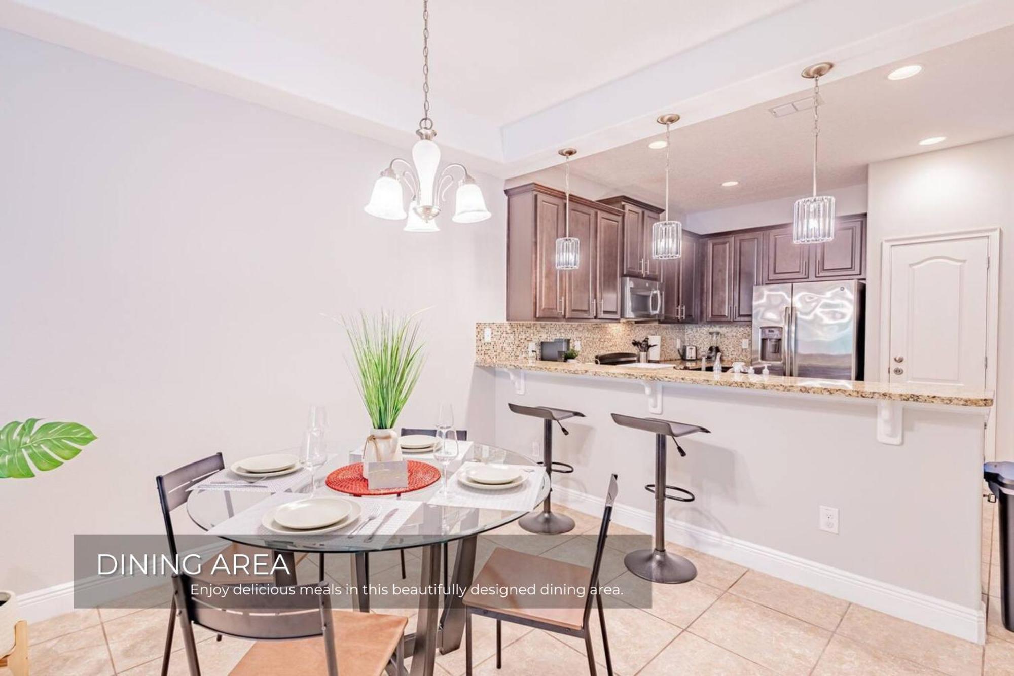 Apartment 3bd Townhouse , Themed , 10 Min To , Gated *