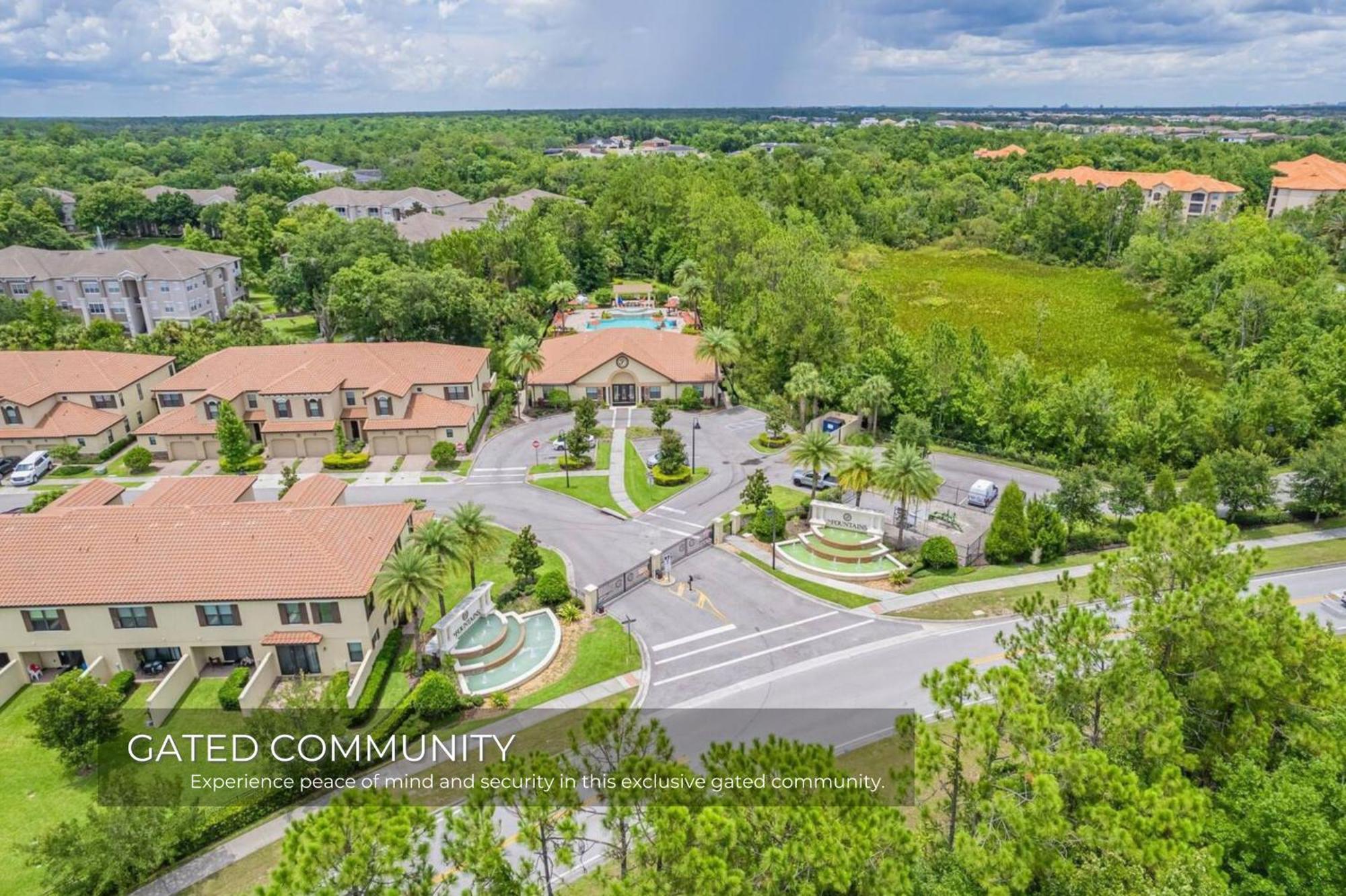 3bd Townhouse , Themed , 10 Min To , Gated